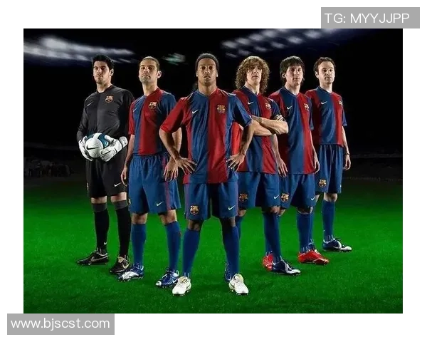 66号足球明星后卫的传奇之路与荣耀时刻回顾 66号足球明星后卫的传奇之路与荣耀时刻回顾